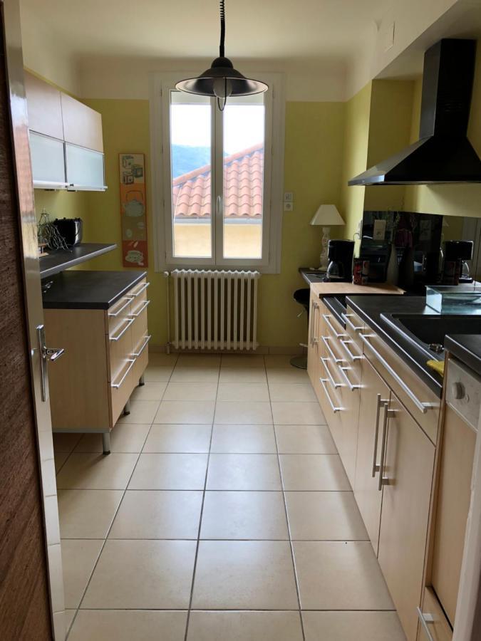 Montcalm Apartment Millau Bagian luar foto